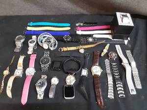 lot 76 image: assorted watches and bands