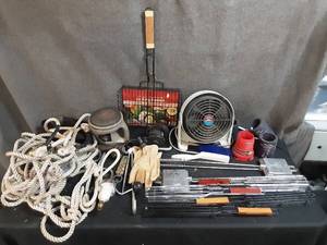 lot 93 image: Assorted camping supplies
