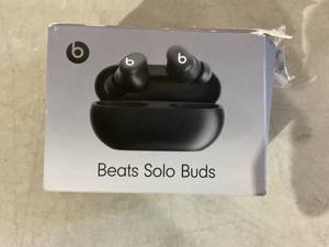 lot 360 image: Beats Solo Buds True Wireless Earbuds MUVW3LLA - Matte Black