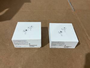 lot 16 image: LOT OF 2 AirPods Pro (2nd Generation)