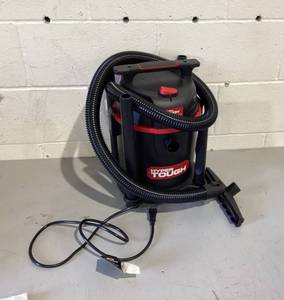 lot 437 image: Hyper Tough 3 Gallon Wet Dry Vacuum