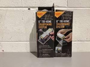 lot 461 image: LOT OF 2 Smiths TRI6 Arkansas Tri-Hone Stone Sharpening System