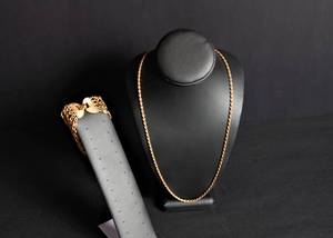 lot 120 image: Vintage Monet Jewelry