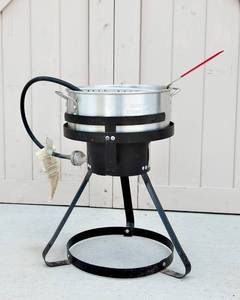 lot 24 image: Outdoor Propane Deep Fryer