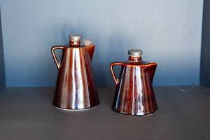 lot 185 image: Vintage Leroux Liqueurs Stoneware Decanter Set