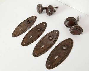 lot 226 image: Antique Door Knobs