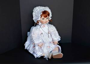 lot 105 image: Vintage Porcelain Val Shelton Doll