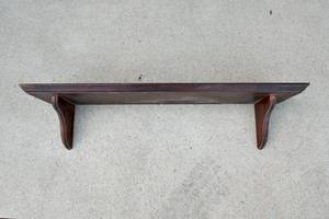 lot 36 image: Brown Wooden Shelf