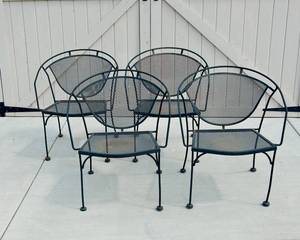 lot 67 image: Patio Chairs