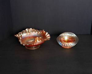 lot 231 image: Vintage Carnival Glass