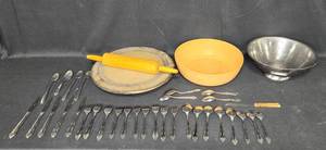 lot 87 image: Assortment of Kitchen Utensils and Bowls - Vintage Rolling Pin, Strainer, and More
