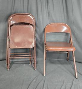 lot 136 image: Set of 4 Folding Metal Chairs - Brown