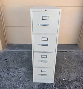 lot 32 image: 4-Drawer Vertical File Cabinet - Off-White, 52x15x25