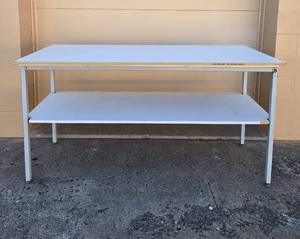 lot 38 image: Commercial Work Table with 2 Shelfs - 72 x 30 x 37