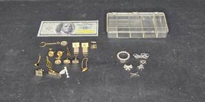 lot 167 image: Collection of Assorted Jewelry & Accessories - Includes Jewelry Box