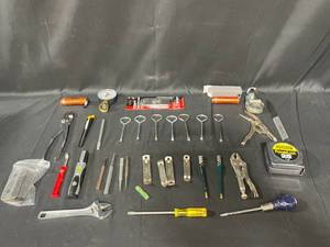 lot 78 image: Assortment of Hand Tools and Accessories - 25 Pieces