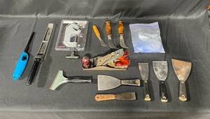 lot 148 image: Tool Assortment Including Hand Tools and Wood Plane - 8 Pieces