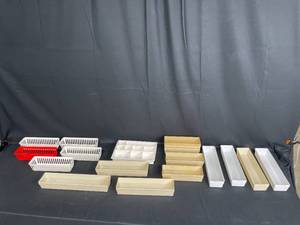 lot 174 image: Assortment of 10 Storage Bins and Organizers in Various Sizes and Colors