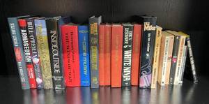 lot 198 image: Selection of 19 Assorted Books - Fiction and Non-Fiction Collection