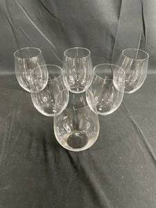 lot 203 image: Set of 6 Premium Glass Wine Tumblers - Elegant Design