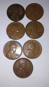 lot 381 image: Lincoln WHEAT One Cent Penny (7). Years 1928, 36, 37,39,41,44,45.