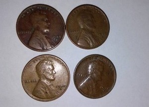 lot 391 image: Lincoln D WHEAT One Cent Penny (4). Years 1942,44,46,53.
