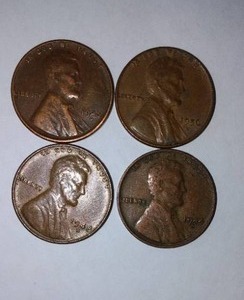 lot 395 image: Lincoln D WHEAT One Cent Penny (4). Years 1944,45,46,56.