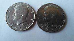lot 438 image: Kennedy Half Dollar (2). Years 1971,89.