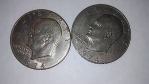 lot 950 image: Eisenhower 1974 Dollar Coin (2).