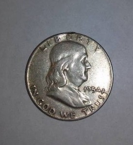lot 551 image: FRANKLIN 1954 Half Dollar Coin.