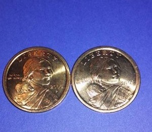 lot 573 image: SACAGAWEA 2000 Gold One Dollar Coin (2)