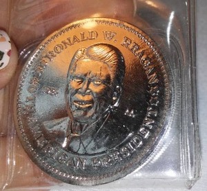 lot 571 image: Ronald Regan 1984 DOUBLE EAGLE Coin.