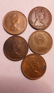 lot 649 image: CANADA One Cent Coin. Years 1975,77,78,79(2)