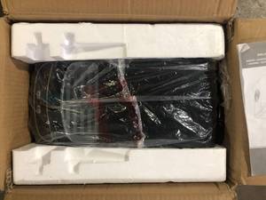 Magic Chef 27 lbs. Portable Countertop Ice Maker in Stainless Steel   Customer Returns See Pictures