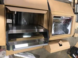Lot of Assorted Grills For Parts Box 2 Only   Various Models and Conditions   Customer Returns See Pictures