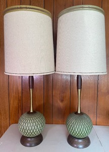 lot 1 image: Pair of MCM Modern Lamps with Shades Green Woven Base and Teak Accents