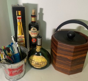 lot 36 image: Vintage Bar Cocktail Lot with Vintage Stir Sticks