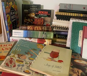 lot 37 image: Large Vintage Cookbook Collection Betty Crocker, Church Cookbooks, Pillsbury, Knox etc