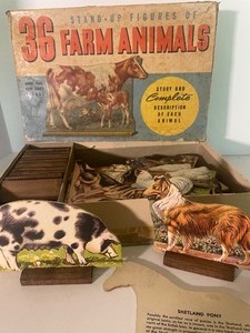 lot 41 image: Whitman Publishing Co. 36 Farm Animal Figurines Stand Up with Descriptions Complete