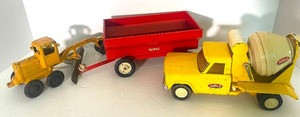 lot 90 image: Vintage Tonka Trucks Lot Cement Mixing Truck, Snow Plow, Wagon