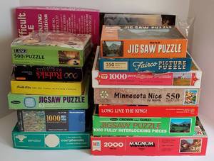 lot 81 image: Puzzle Lot of 15 Both Vintage and Newer
