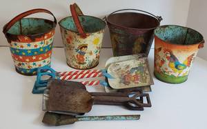 lot 85 image: Vintage Ohio Art Tin Litho Shovel and Pails