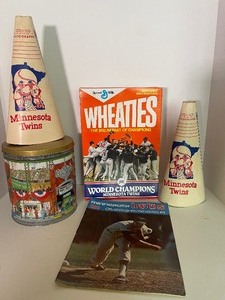 lot 130 image: Minnesota Twins Collectibles Lot 1960s Paper Megaphones, 1971 Program ETC