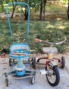 lot 105 image: Vintage 1950s Taylor-Tot Stroller and Vintage Evans Tricycle Trike