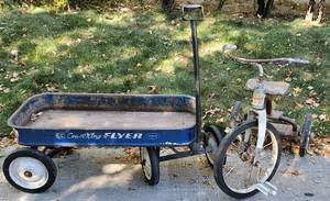 lot 110 image: Vintage Radio Flyer Coast King Flyer Wagon with Coast King Trike Tricycle
