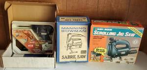 lot 118 image: Soldering Gun Kit and Saws