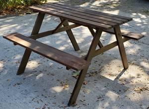 lot 158 image: Vintage Childrens Wooden Picnic Table