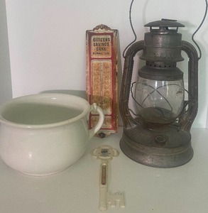 lot 232 image: Mixed Vintage LOT - Antique Chamber Pot, Kerosene Lamp and Two Mercury Thermometers