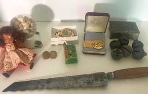 lot 240 image: Vintage LOT- Ariosa-Coffee Bread Knife, Cast Iron Sleighbells,