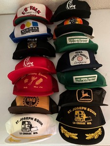 lot 227 image: LOT of Fourteen Vintage Snapback Hats
